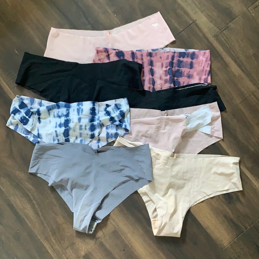 8 pairs of VS undies